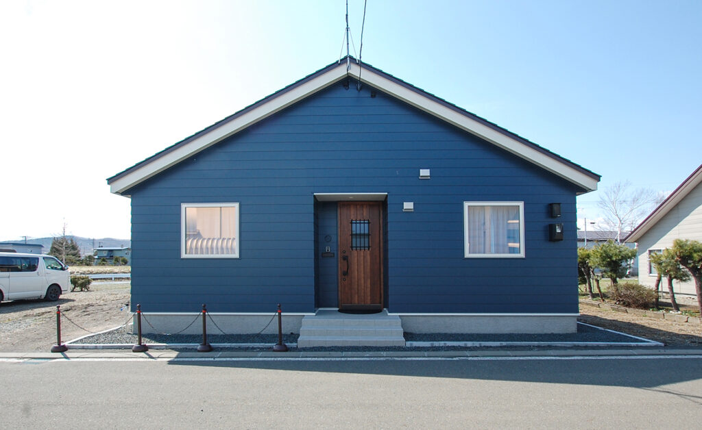 家族４人がのびのび暮らせる生活動線の良い平屋の住まい外観