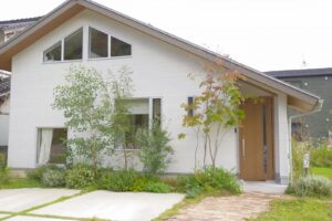 デザインと性能を両立した住宅